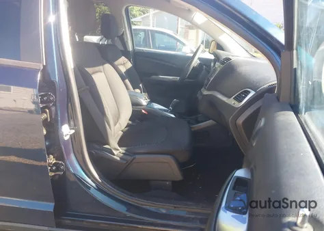 2014 Dodge Journey Sxt z USA, uszkodzony, nr VIN 3C4PDCBGXET165885